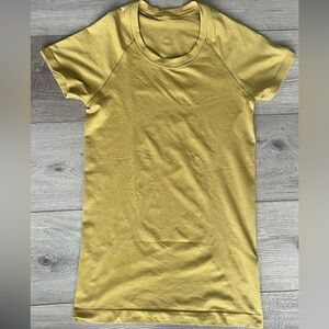 Lululemon Athletica Golden-Yellow Short Sleeve Shirt